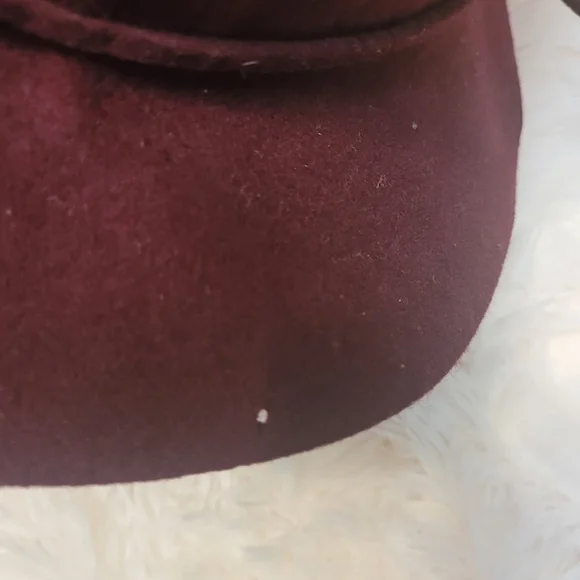 Wool hat - Picture 3 of 6